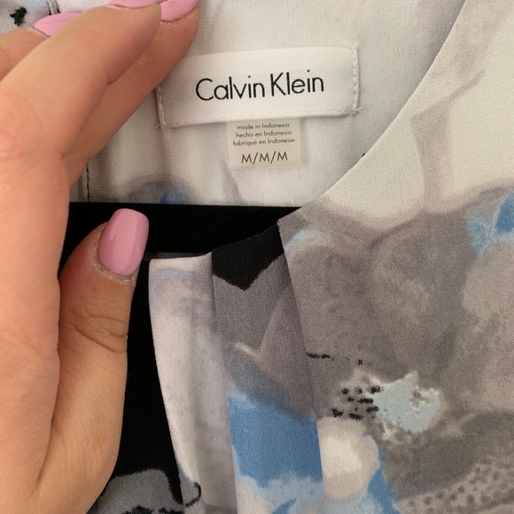 Calvin Klein Dress Blouse Size Medium Never Worn - Picture 2 of 2